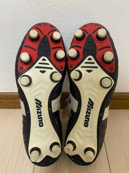 激レア サッカー スパイク マラドーナも着用 ミズノ Jリーグモデル