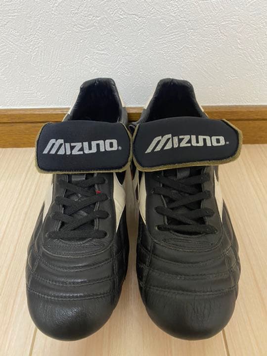 激レア サッカー スパイク マラドーナも着用 ミズノ Jリーグモデル