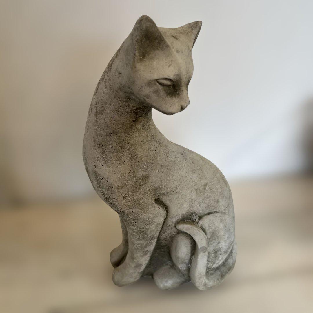 英国ガーデンオーナメント猫