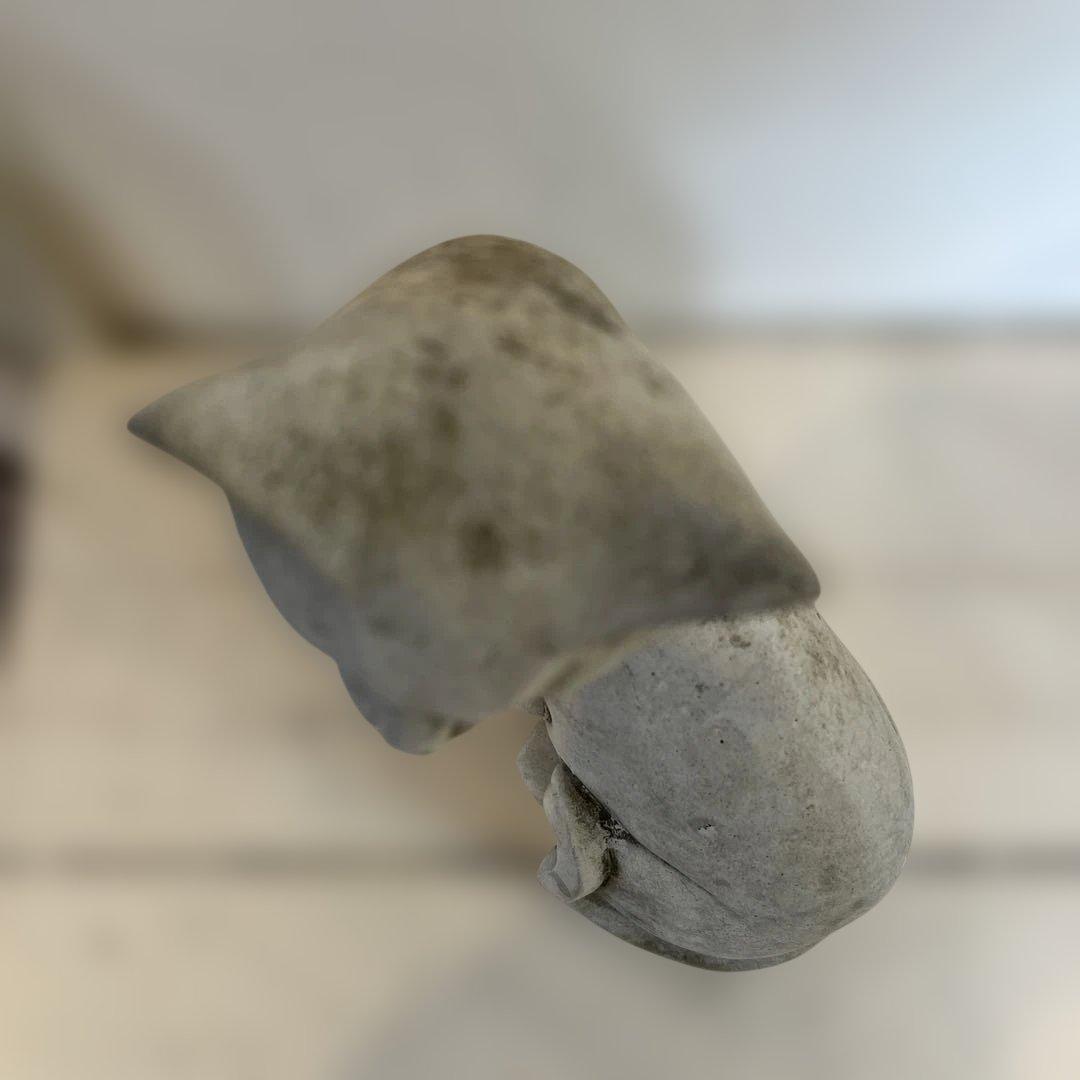 英国ガーデンオーナメント猫