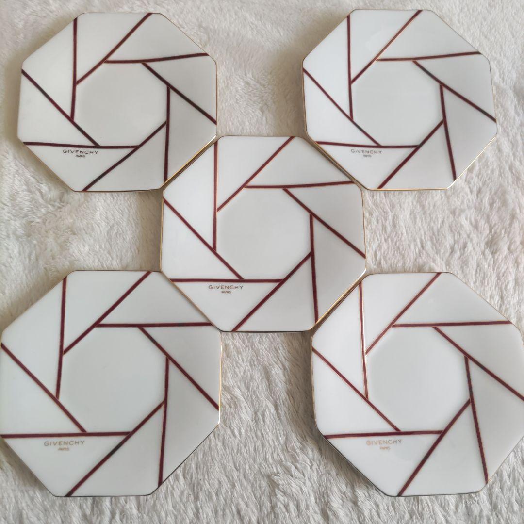 GIVENCHY 八角形プレート 5枚セット ジバンシイ - メルカリ