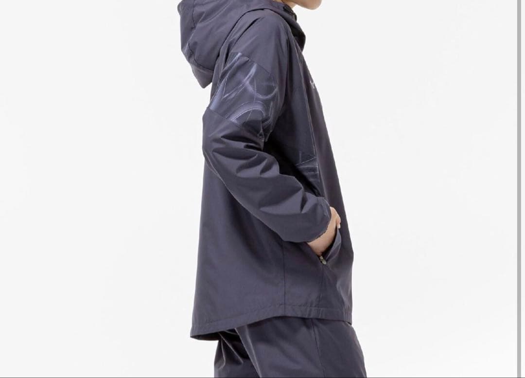 【新品未使用】ミズノ オデッセイグレー トレーニングウェア　レディースXL