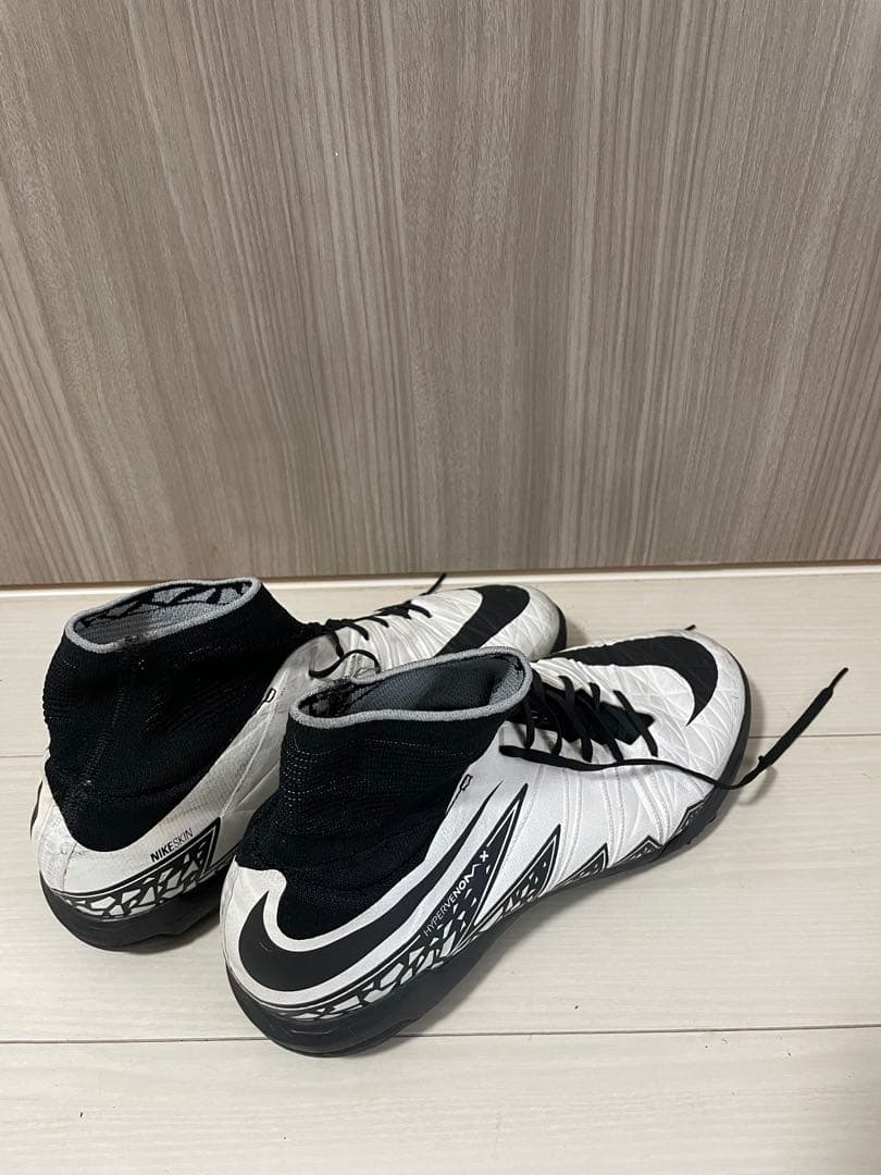 Nike フットサル　トレーニングシューズ