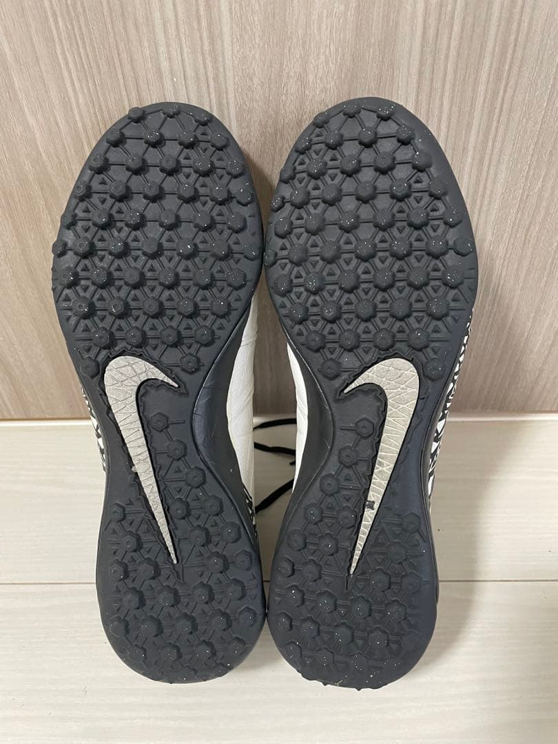 Nike フットサル　トレーニングシューズ