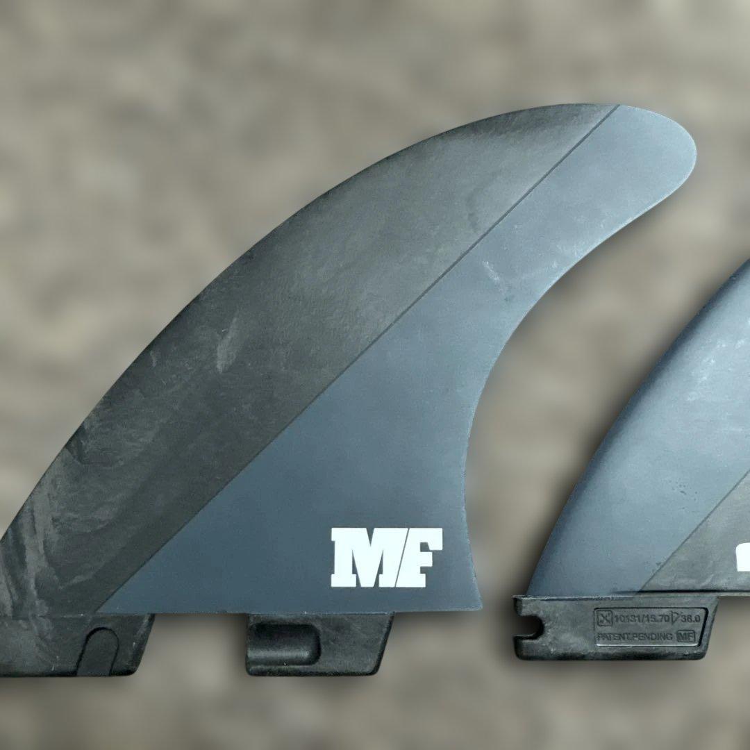 ミックファニング ネオカーボンフィン ラージ 3本セット 美品 - メルカリ