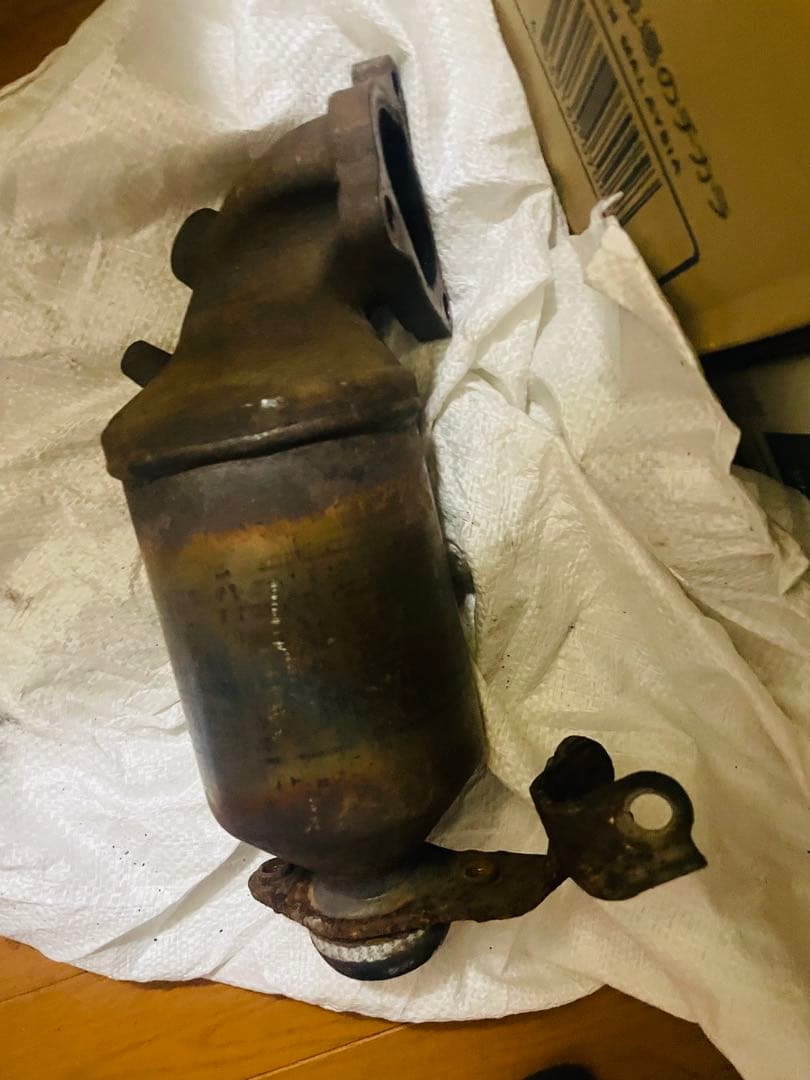 佑*護様 LA100S 触媒