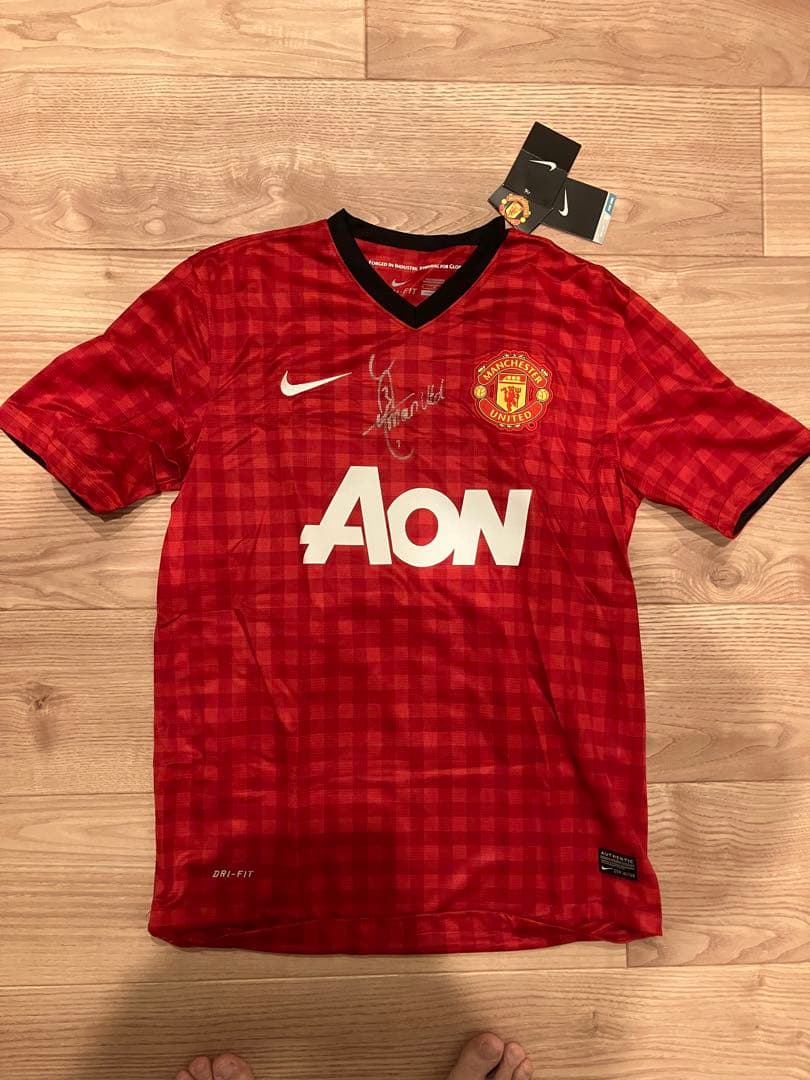 b*q様 【新品】香川真司サイン入りユニホーム　マンチェスターユナイテッド