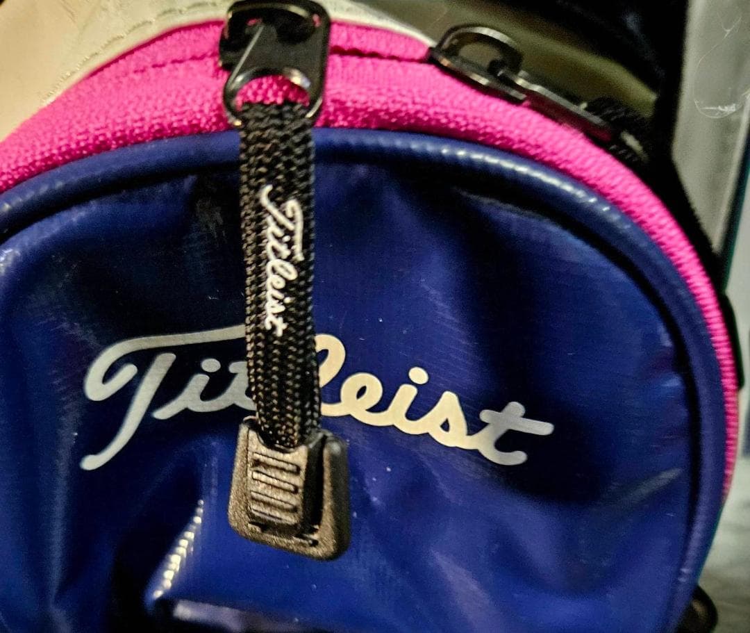 超高級美品　Titleist 高級エナメル/キャディ/ ネイビー/ピンク