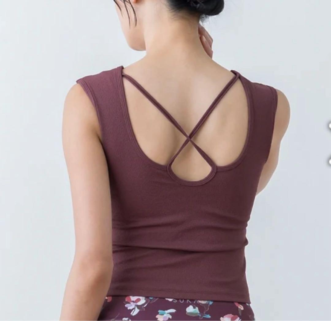 SUKALA】クロスデザインショートタンクトップ Sサイズ 美品 新作