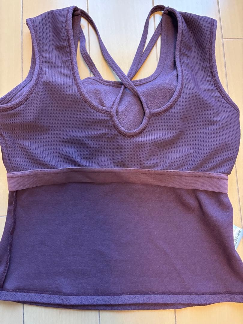 SUKALA】クロスデザインショートタンクトップ Sサイズ 美品 新作