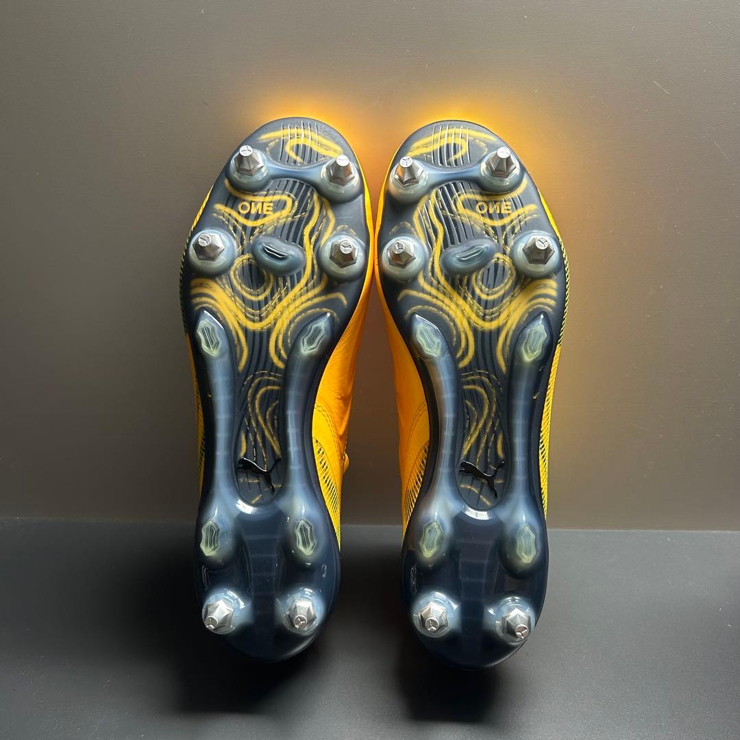 プーマワン20.1 SG