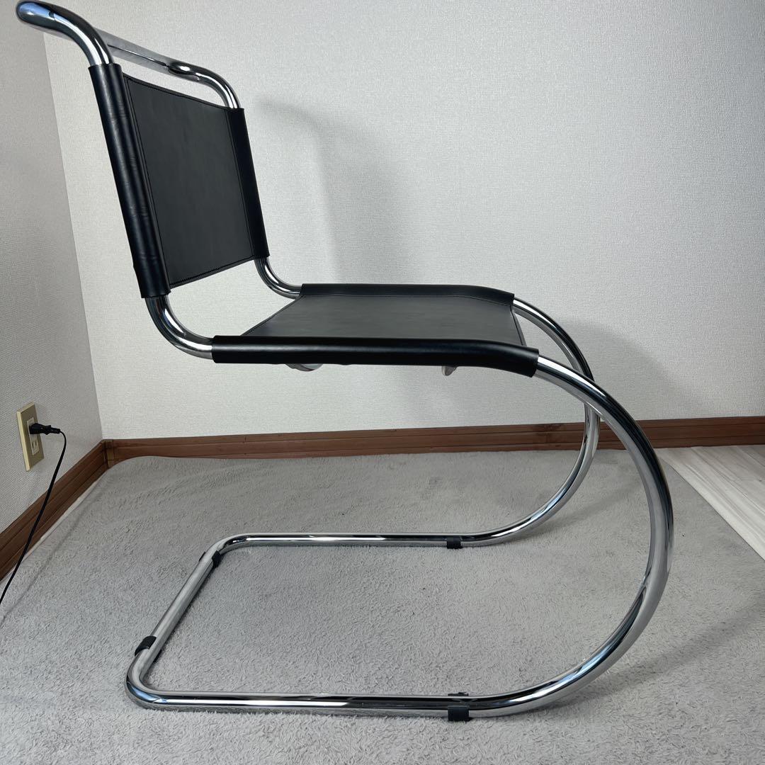 カンチレバーチェア ブラックレザー バウハウス