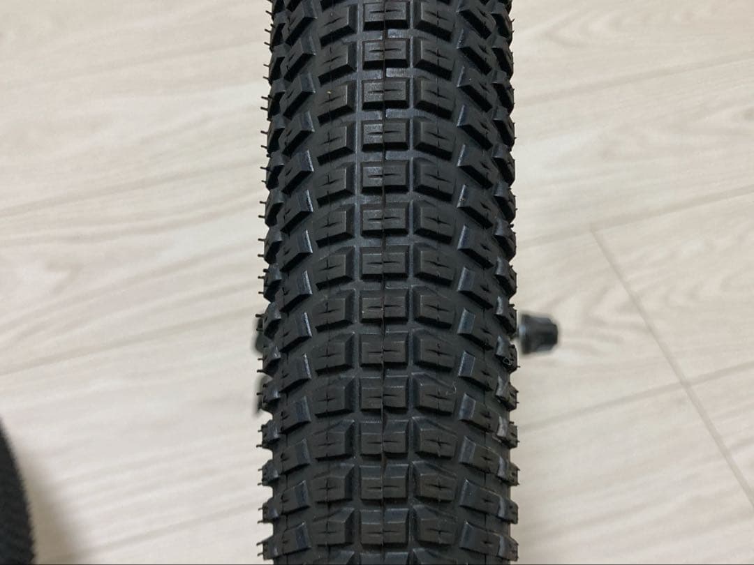 Tern VergeN8用 20インチ406 ホイール ビリーボンカーズタイヤ