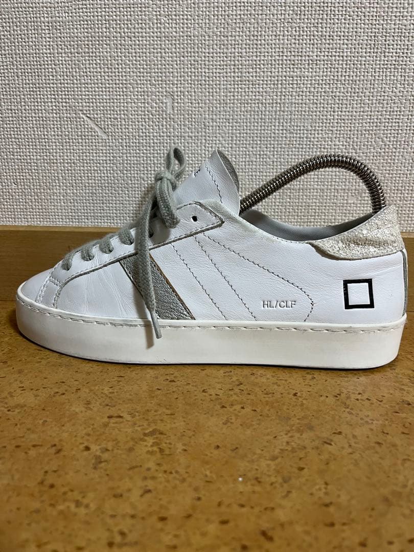 靴 D.A.T.E. HILL LOW CALF WHITE-SILVER 22.5