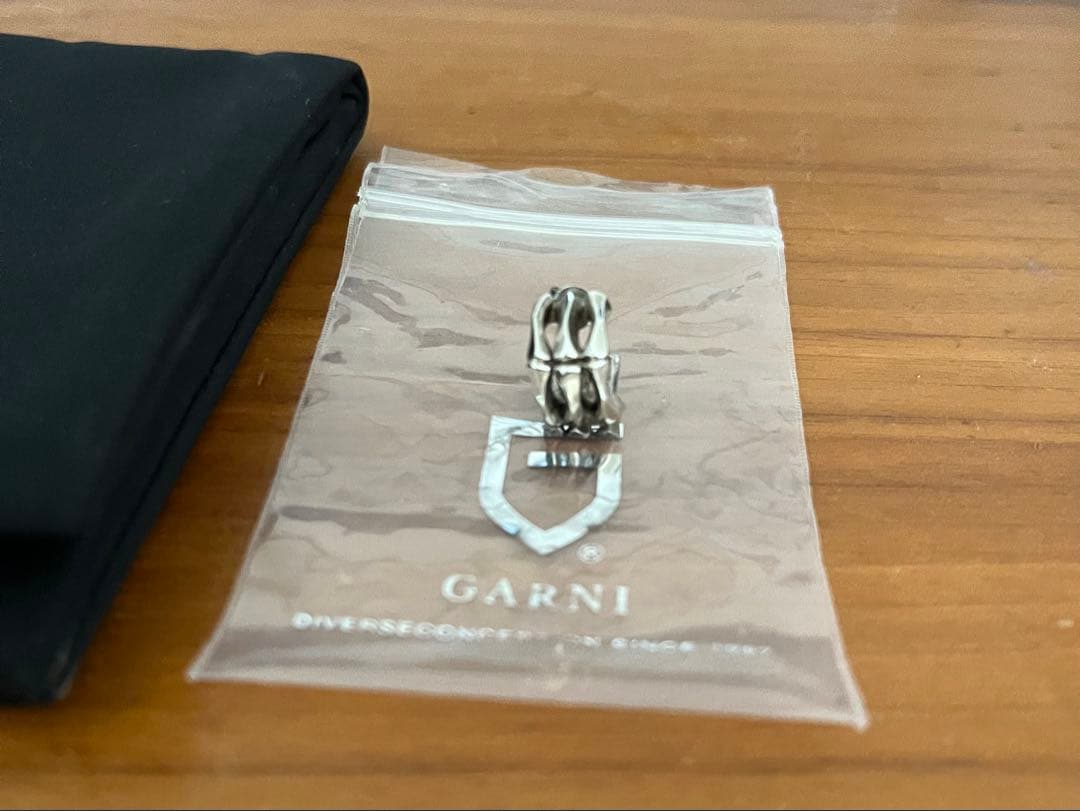 GARNI シルバー スリットデザイン ピアス(片耳用)