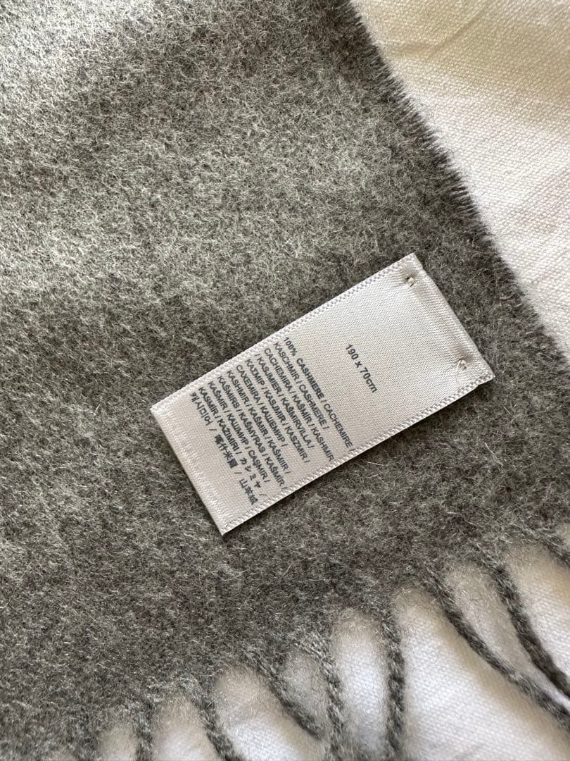 ジョンストンズ カシミヤ　大判ストール　グラナイト　新品未使用　グレー系