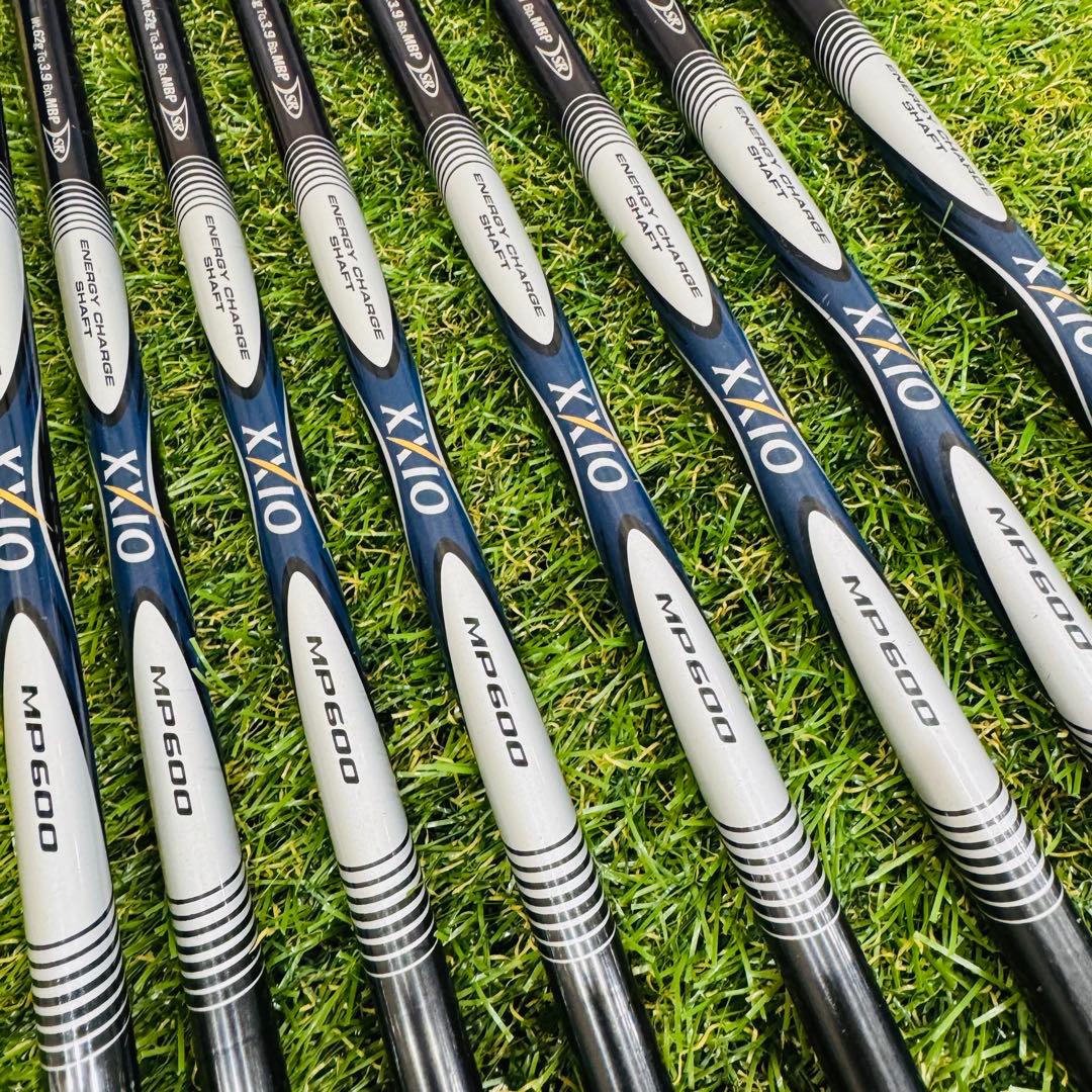 男性用】ゼクシオ XXIO 6 カスタムカラー アイアンセット 8本（SR