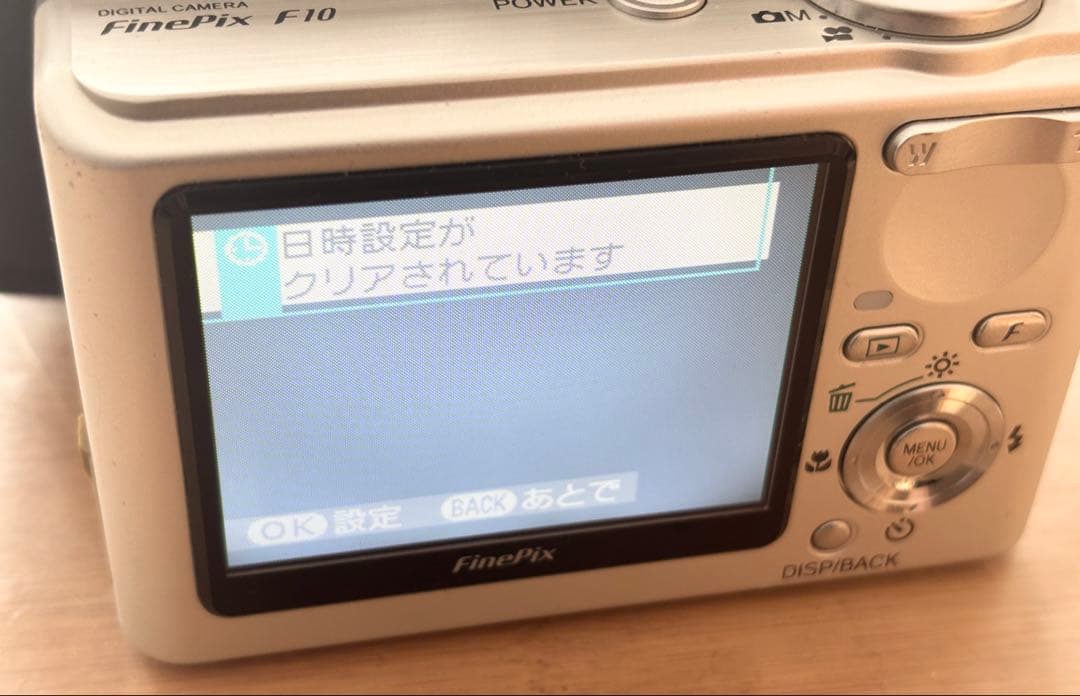 富士フイルム FUJIFILM FinePix F10 機関・外観　　良好　美品