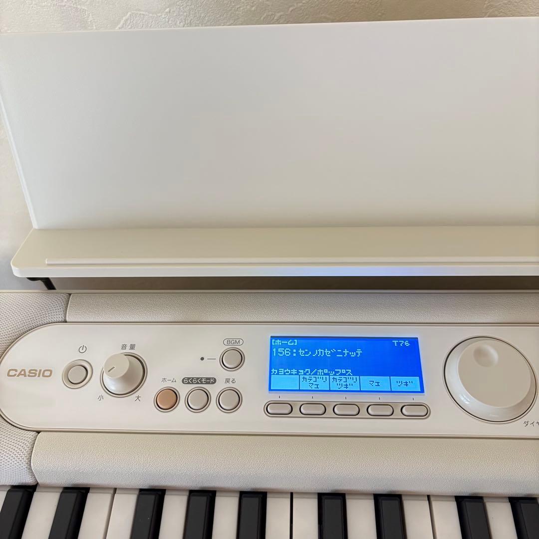【美品】CASIO カシオ　LK-526 光ナビゲーション　デジタルキーボード
