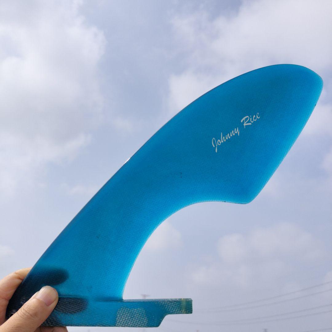 Johnny Rice サーフボードフィン 青 9.5インチ センターフィンの通販は