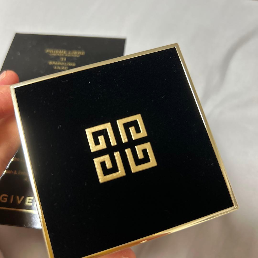 GIVENCHY プリズムリーブル パウダー スパークリングライラック