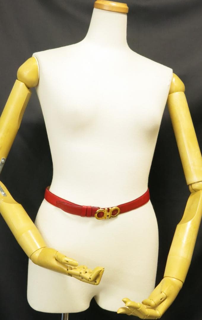 フェラガモ　ガンチーニバックルベルト　レザー　size M　赤　18706905