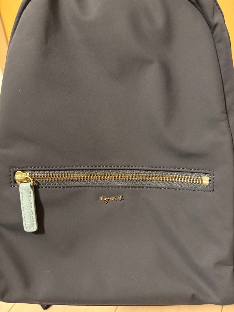 お値下げ！agnès b. ダークグレー バックパックIS11LZ－03