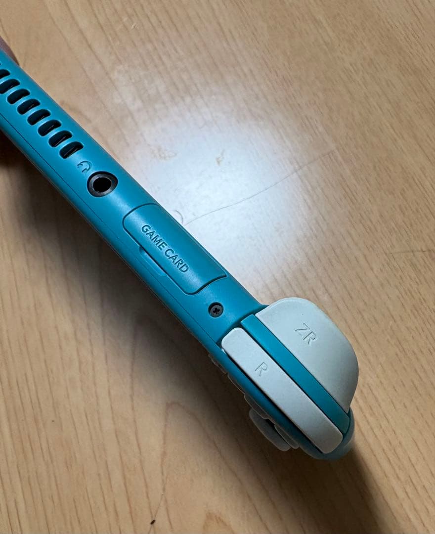 任天堂　スイッチ　ライト　ターコイズ　スプラ3 SD32GB、アダプターセット