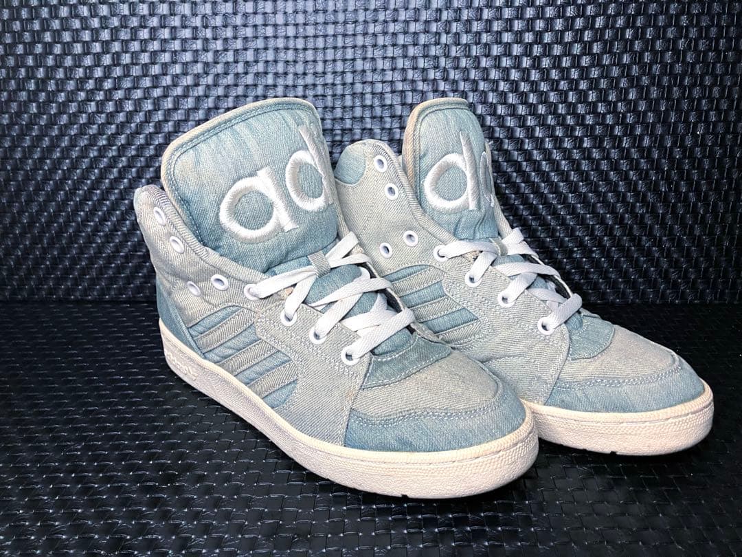 アディダス adidas ジェレミー・スコット ハイカットに　デニム　ビッグロゴ