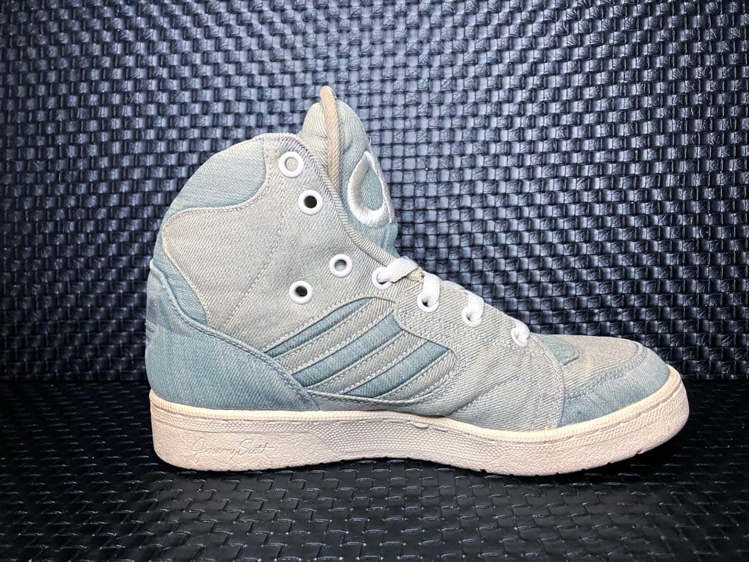 アディダス adidas ジェレミー・スコット ハイカットに　デニム　ビッグロゴ