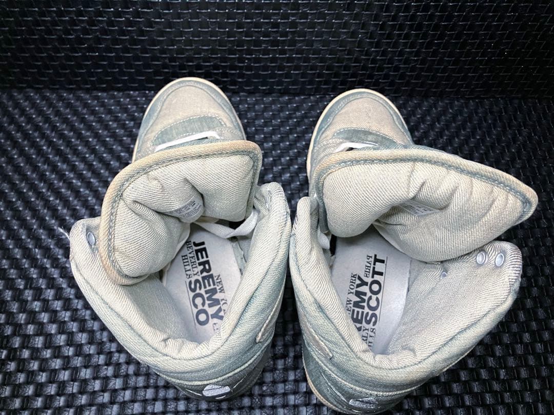 アディダス adidas ジェレミー・スコット ハイカットに　デニム　ビッグロゴ