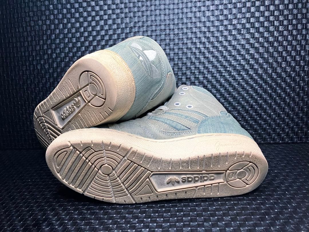 アディダス adidas ジェレミー・スコット ハイカットに　デニム　ビッグロゴ