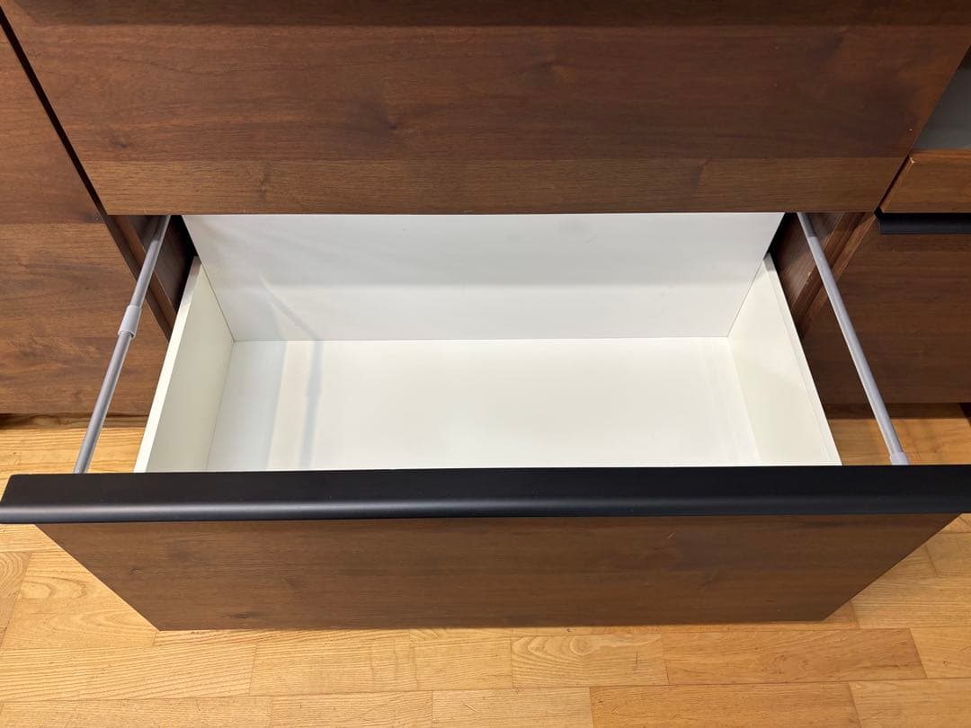 M057 関具製　高級食器棚　レンジボード　カップボード　幅1600ｍｍ