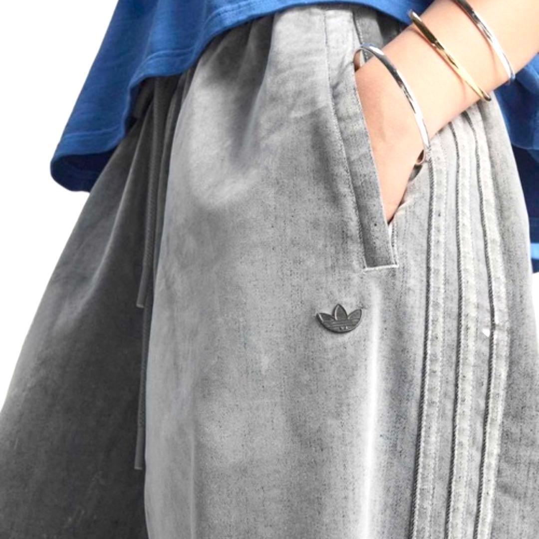 UT25  adidas JW7331 起毛ツイル ファイヤーバード