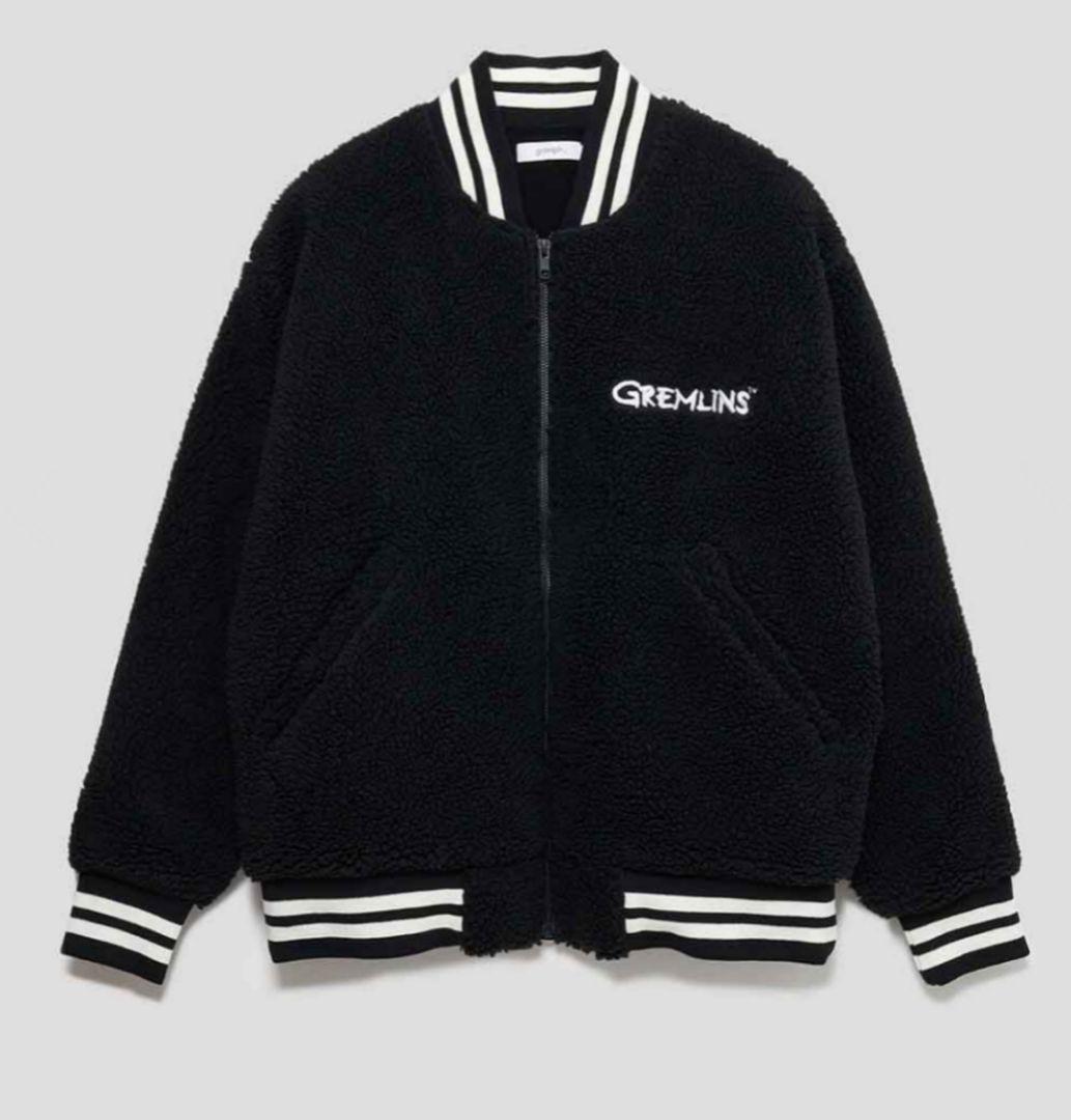 XL グレムリン ギズモ ルッキング ボアスタジアムジャンパー