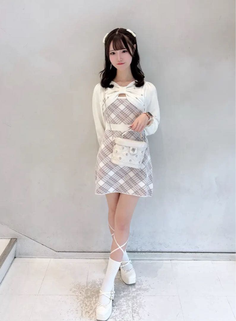 長袖チェックリボンニット