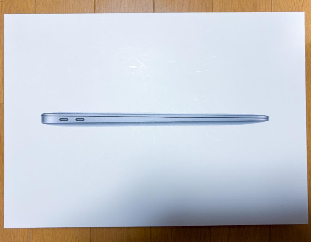 【美品】Macbook Air 2020 Intel Core i5　箱付属