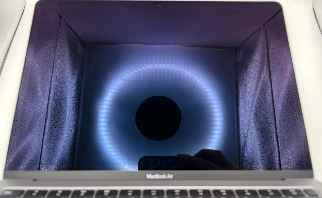 【美品】Macbook Air 2020 Intel Core i5　箱付属