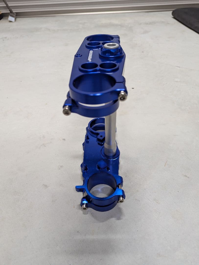 YAMAHA YZシリーズ　アルミ製 トリプルクランプ