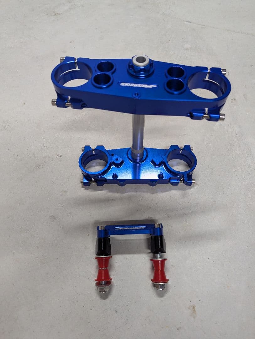 YAMAHA YZシリーズ　アルミ製 トリプルクランプ