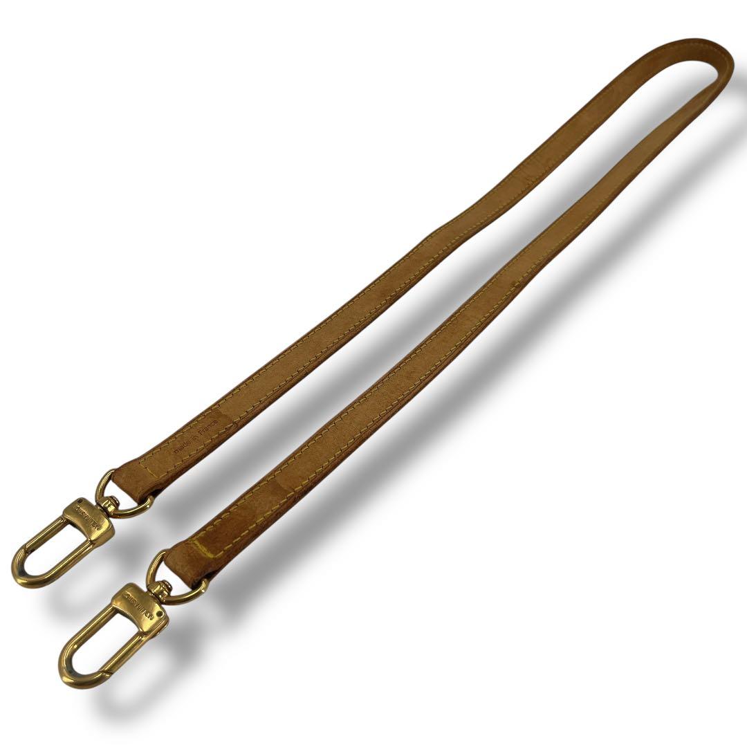 LOUIS VUITTON ショルダーストラップ　金具　ロゴ刻印　レザー