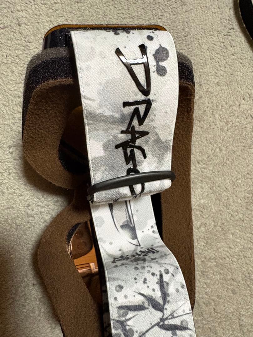 スノボーゴーグル