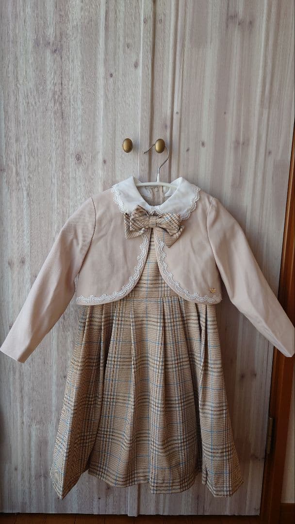 キャサリンコテージ ベージュ チェック柄 フォーマルドレス