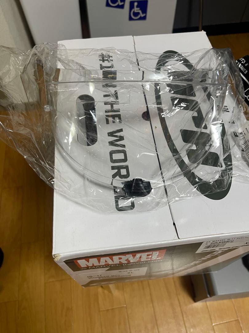 HJC IS-17 XLサイズアイアンマン フルフェイスガラスコーティング施工￼