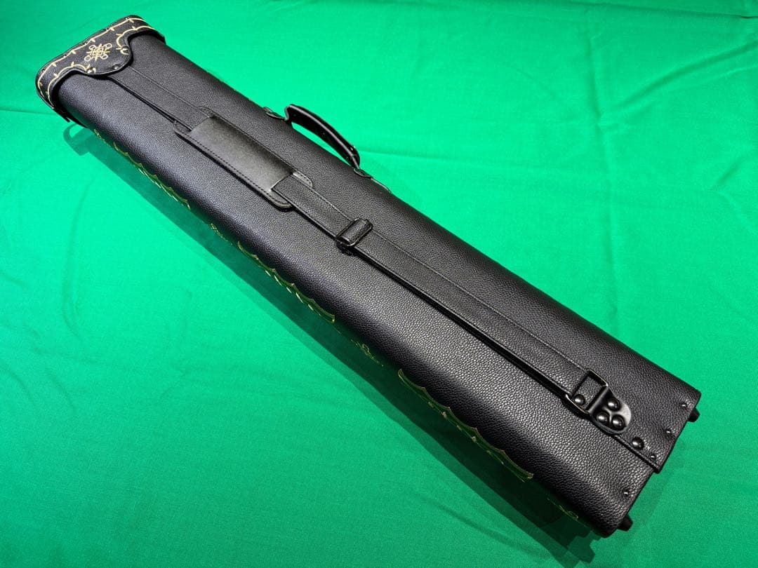 高級ビリヤードキューケース（3B×5S）金刺繍　ハード　新品　ブラック×金