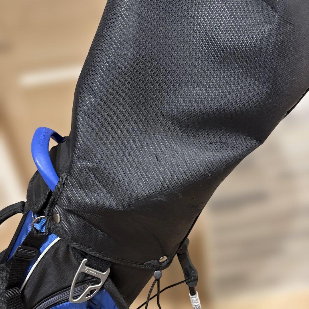 TaylorMade スタンド式　軽量　キャディバッグ 黒/青