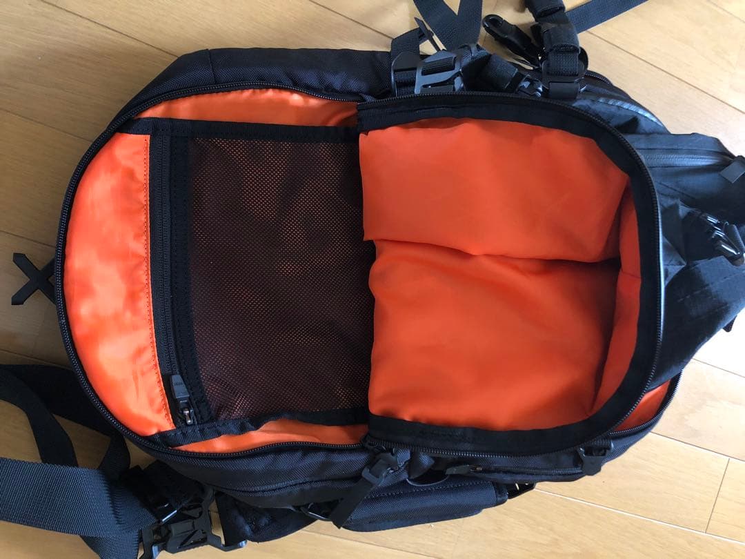 4*U様 美品　CODE OF BELL コードオブベル X-PAK スリングバ