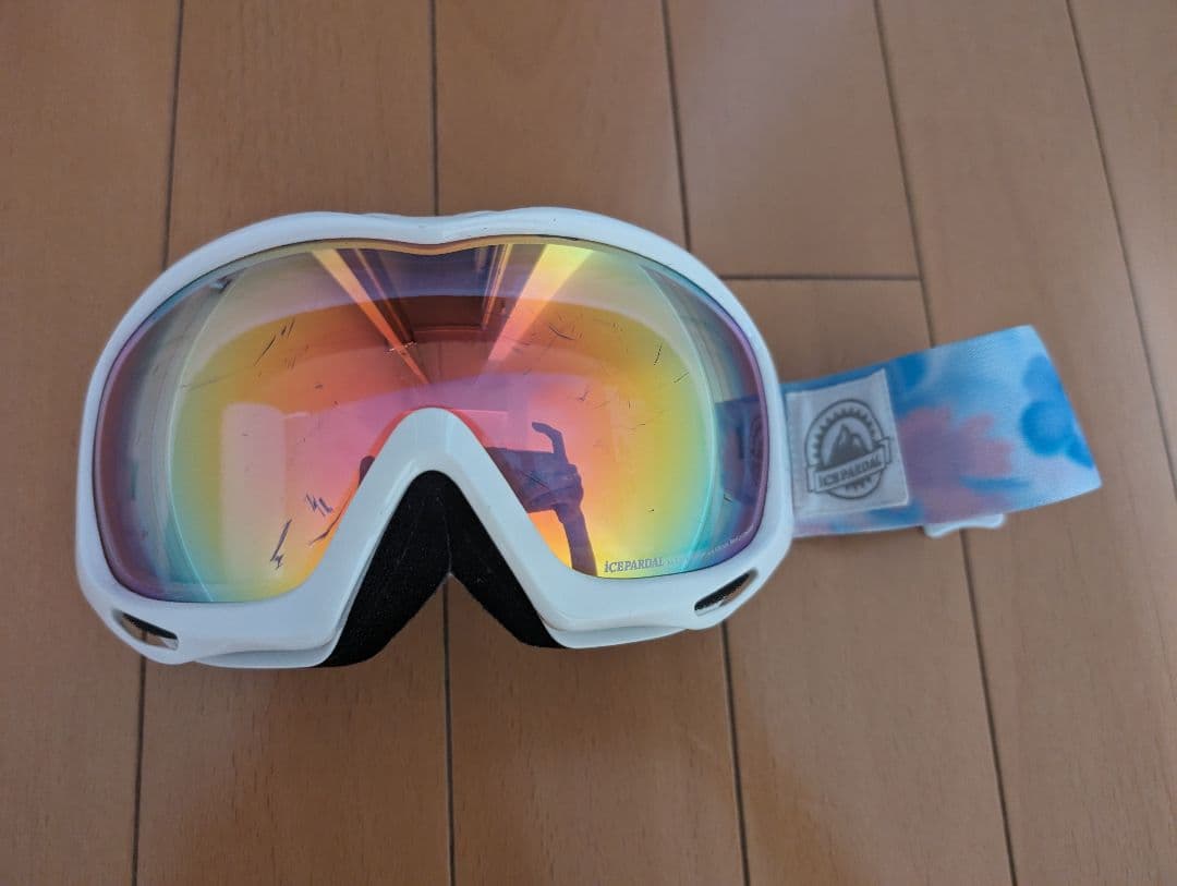 スノーボード用ウェアセット（ジャケット・パンツ・手袋・ゴーグル・プロテクター）