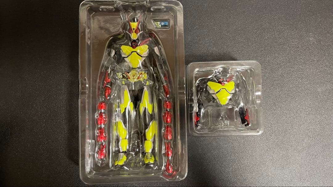 S.H.figuarts フィギュアーツ 仮面ライダーゼロツー