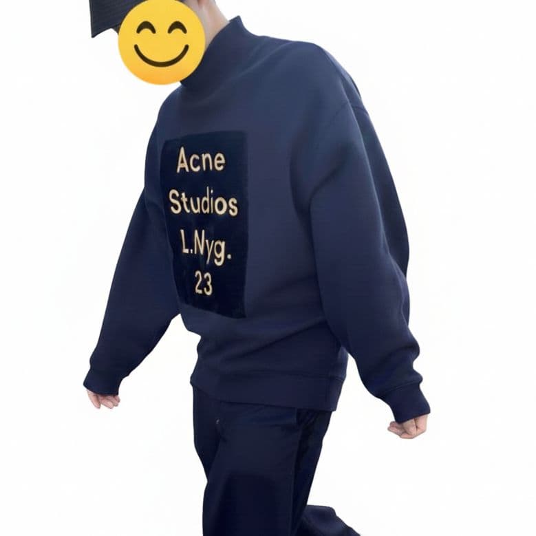 まちゃ　Acne Studios （アクネ）ロゴスウェット